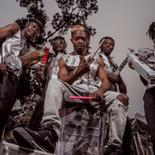 Kin'Gongolo Kiniata + Nana Benz du Togo