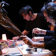 Presque Egal &agrave; - Cie Le Petit Th&eacute;&acirc;tre de Pain