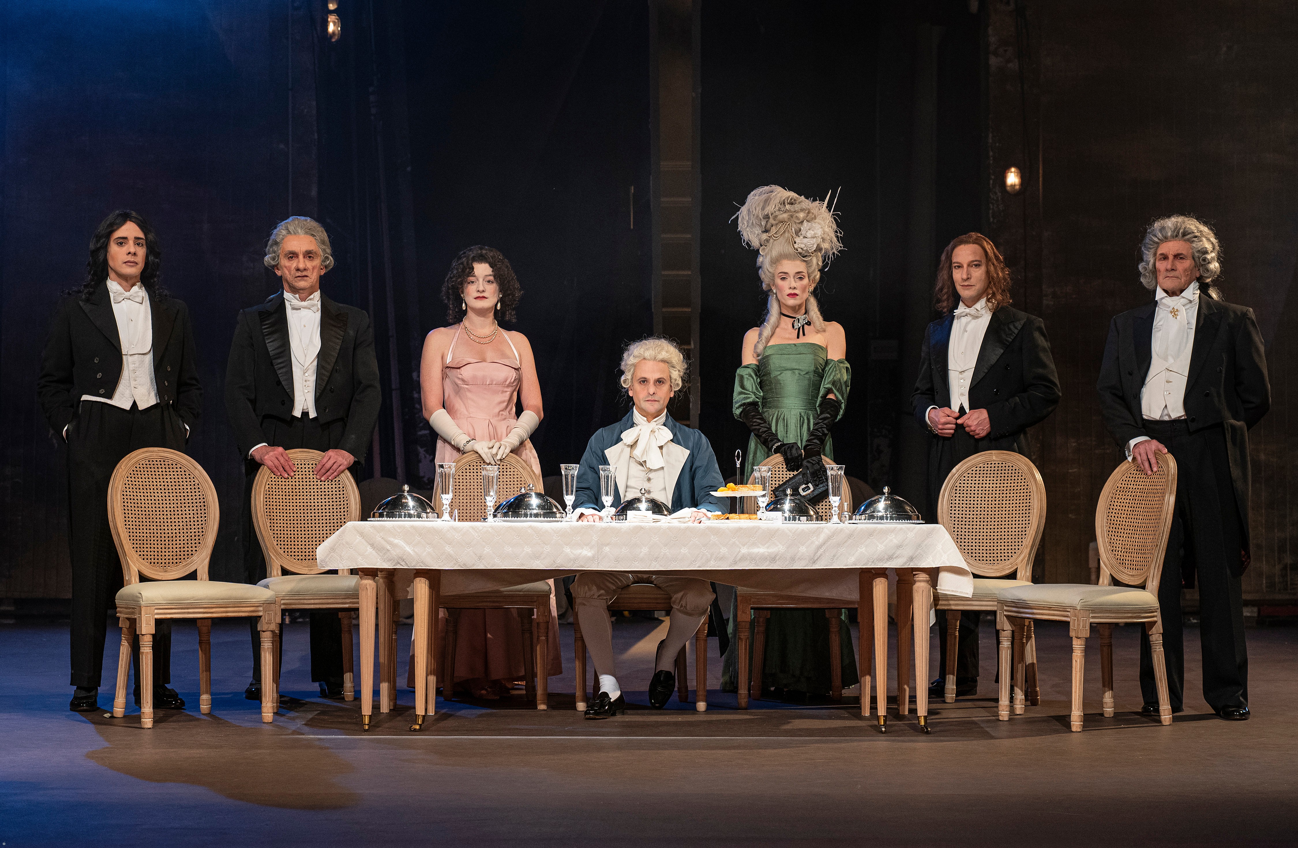 &copy; Bernard Richebe