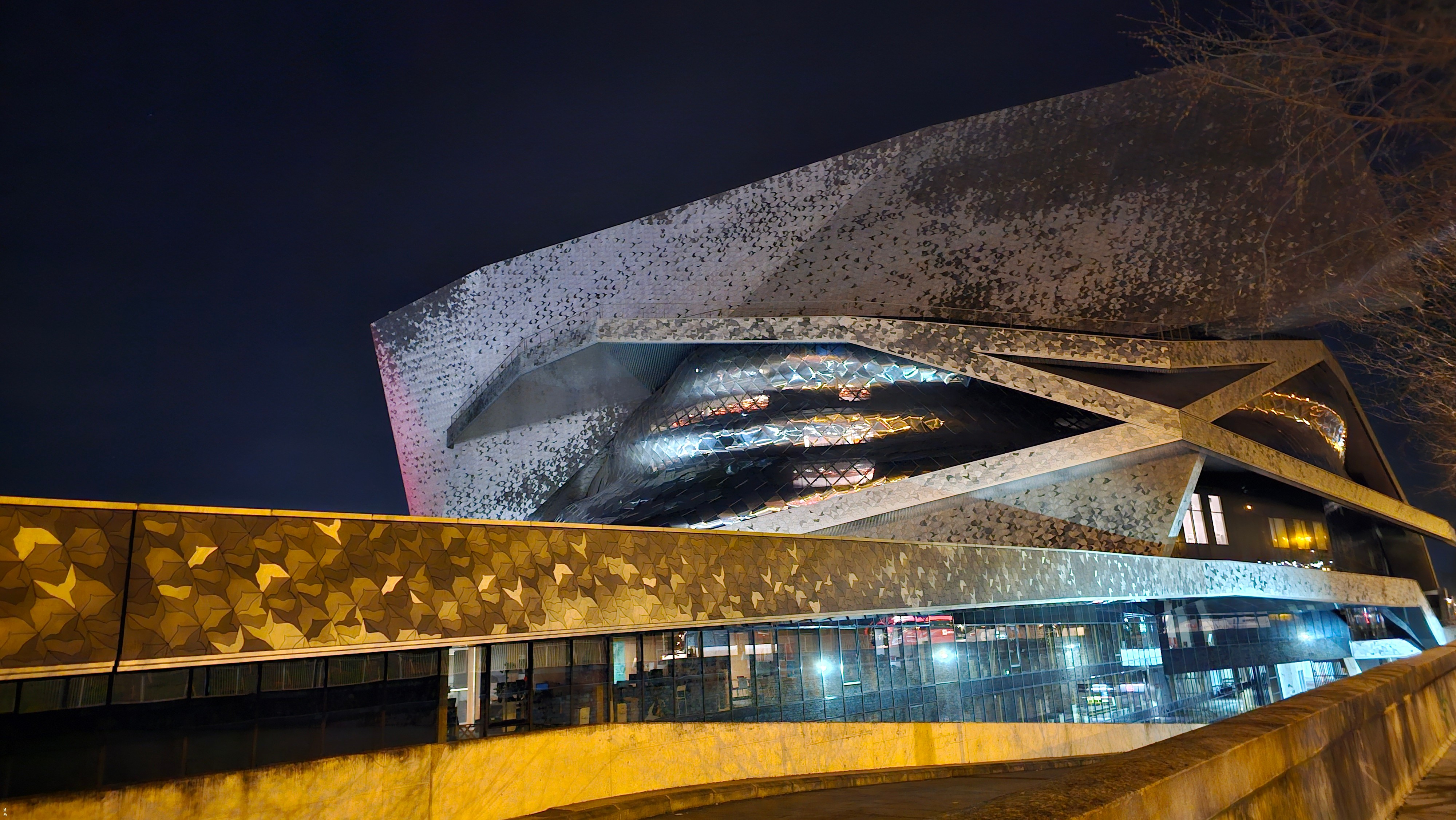 Z&eacute;nith de Paris