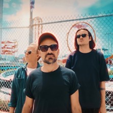 No Money Kids + Sixpenny Millionnaire (1&egrave;re partie)
