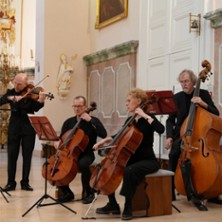 P. MOURATOGLOU, ORCHESTRE LA FOLLIA Concerto d'Aranjuez