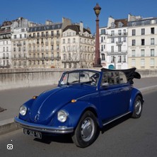 Visite Guid&eacute;e de 1h30 en Coccinelle Cabriolet dans Paris