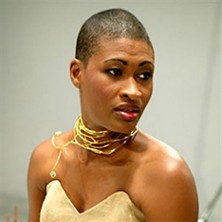 Val&eacute;rie Louri
