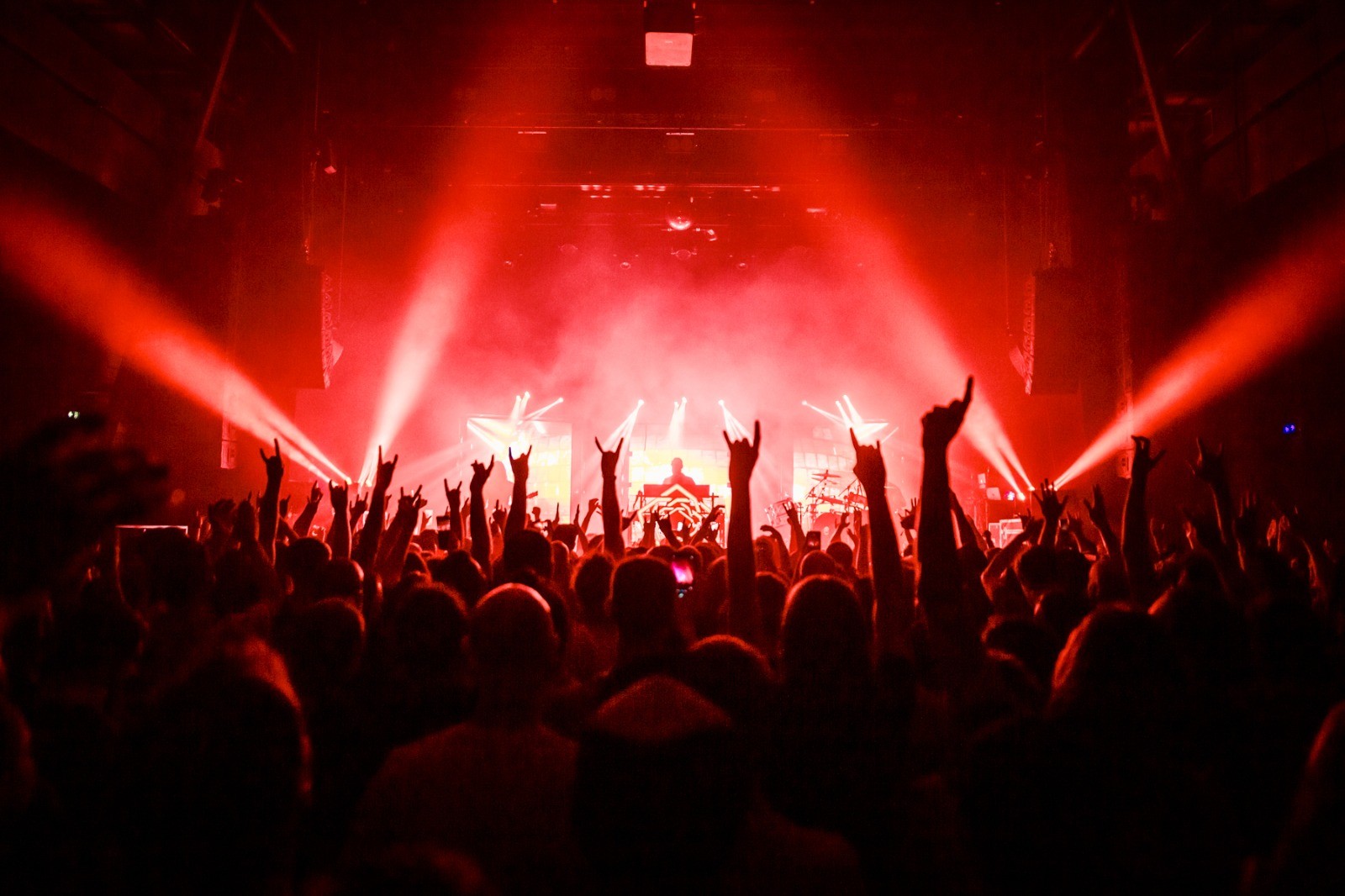 &copy; Antoine Monegier