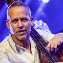 Avishai Cohen Trio - Eternal Child