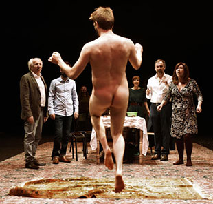 Théâtre contemporain CIE LES CHIENS DE NAVARRE -TOUT LE MONDE NE PEUT PAS ETRE ORPHELIN PARIS Théâtre contemporain CIE LES CHIENS DE NAVARRE -TOUT LE MONDE NE PEUT PAS ETRE ORPHELIN PARIS